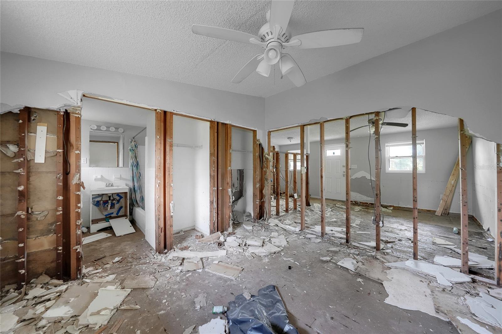 AQUI ESTATE UNIT 01 - Residential