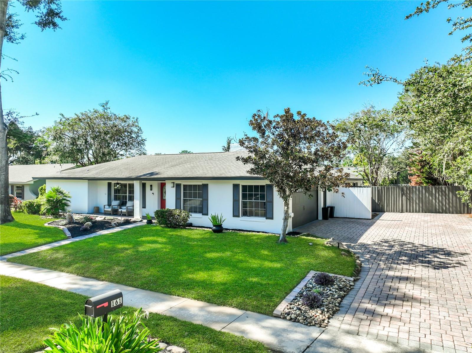161 WHITE OAK CIRCLE