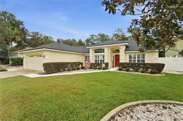 1420 BENT OAKS BLVD, DELAND, FL 32724 - Image f5dbfe91e8488cd44b1fd3a7566b7d26/2430346801
