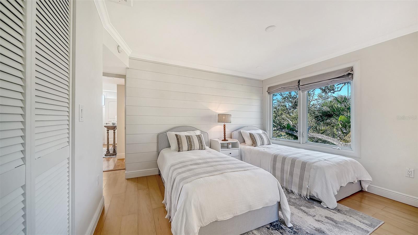 OCEAN BEACH REP - Residential