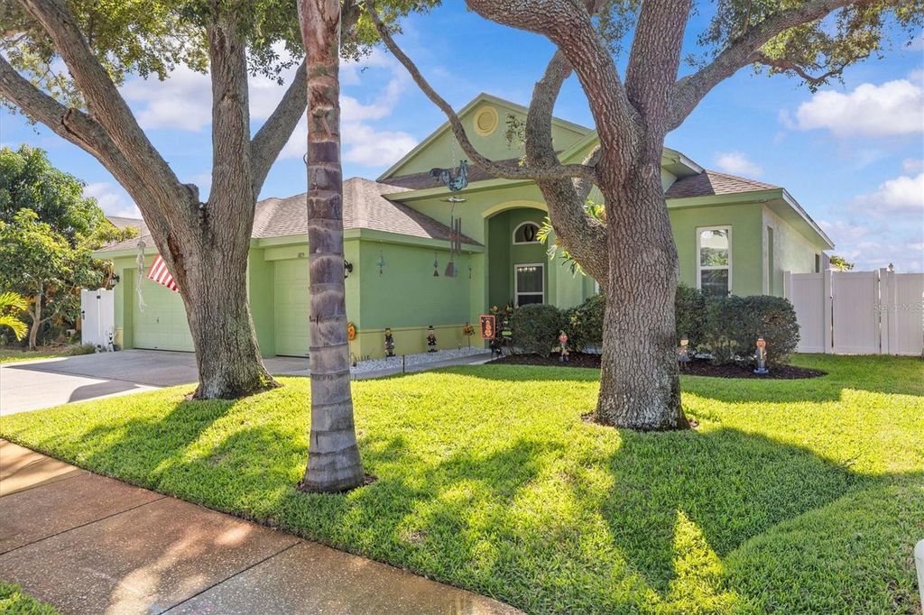 Photo of 1815 Wood Trail Street, Tarpon Springs, FL 34689 (MLS # TB8435844)