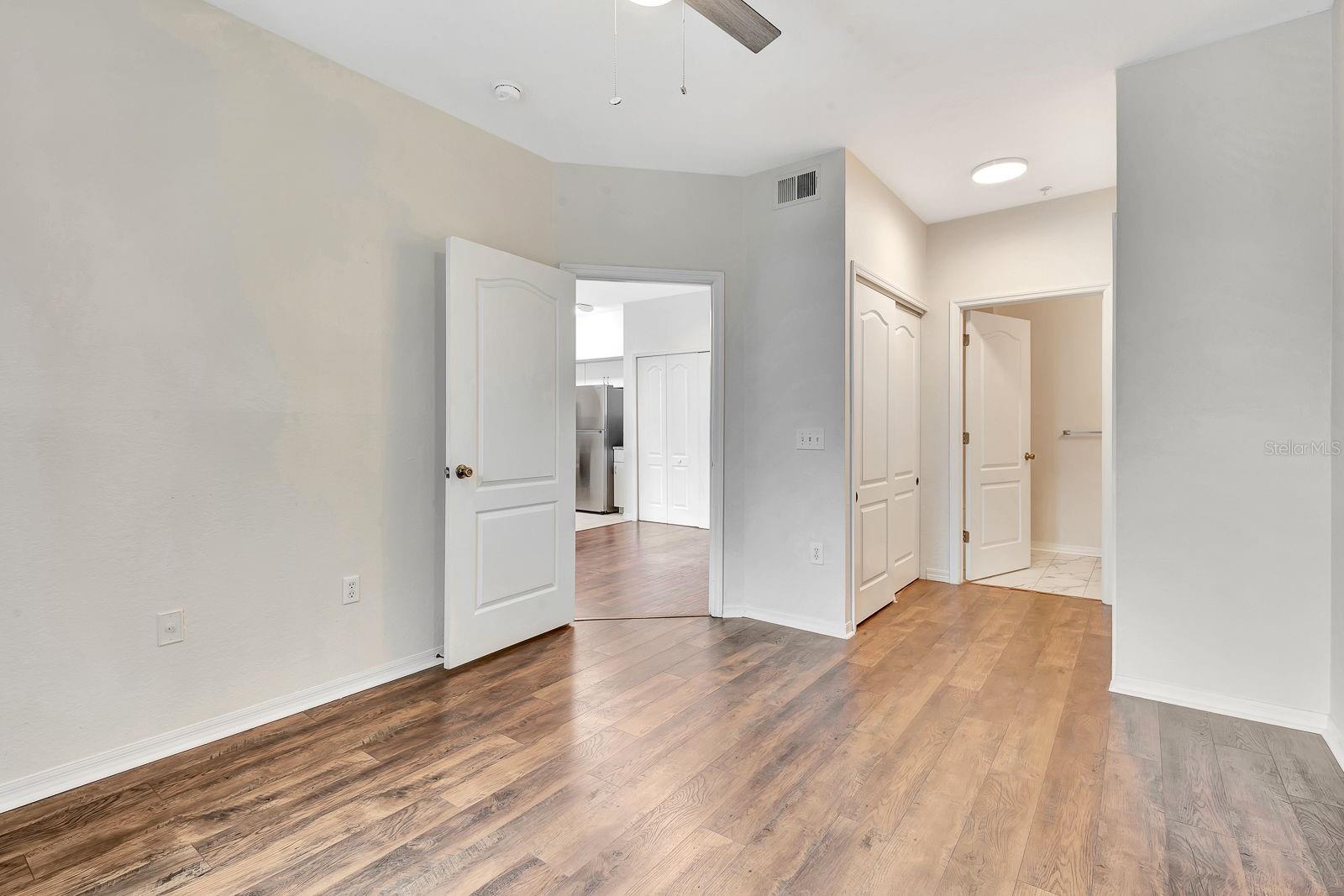 BELLA VILLINO IV - Residential Lease