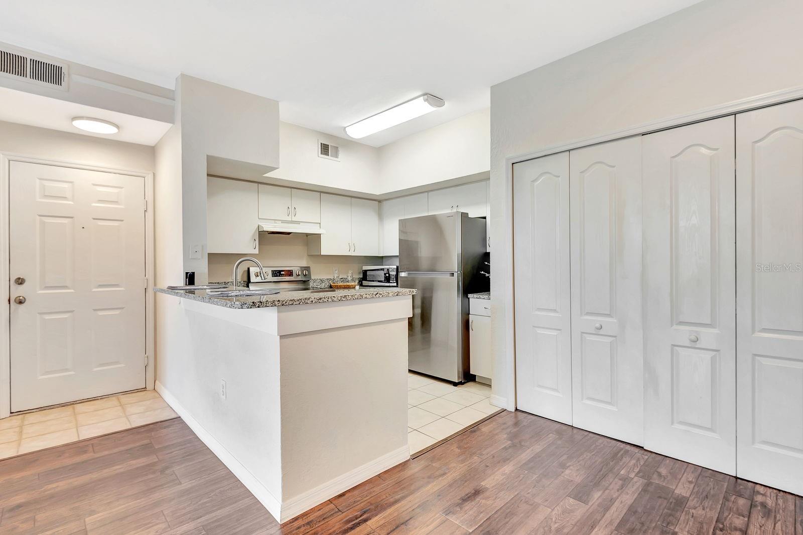 BELLA VILLINO IV - Residential Lease