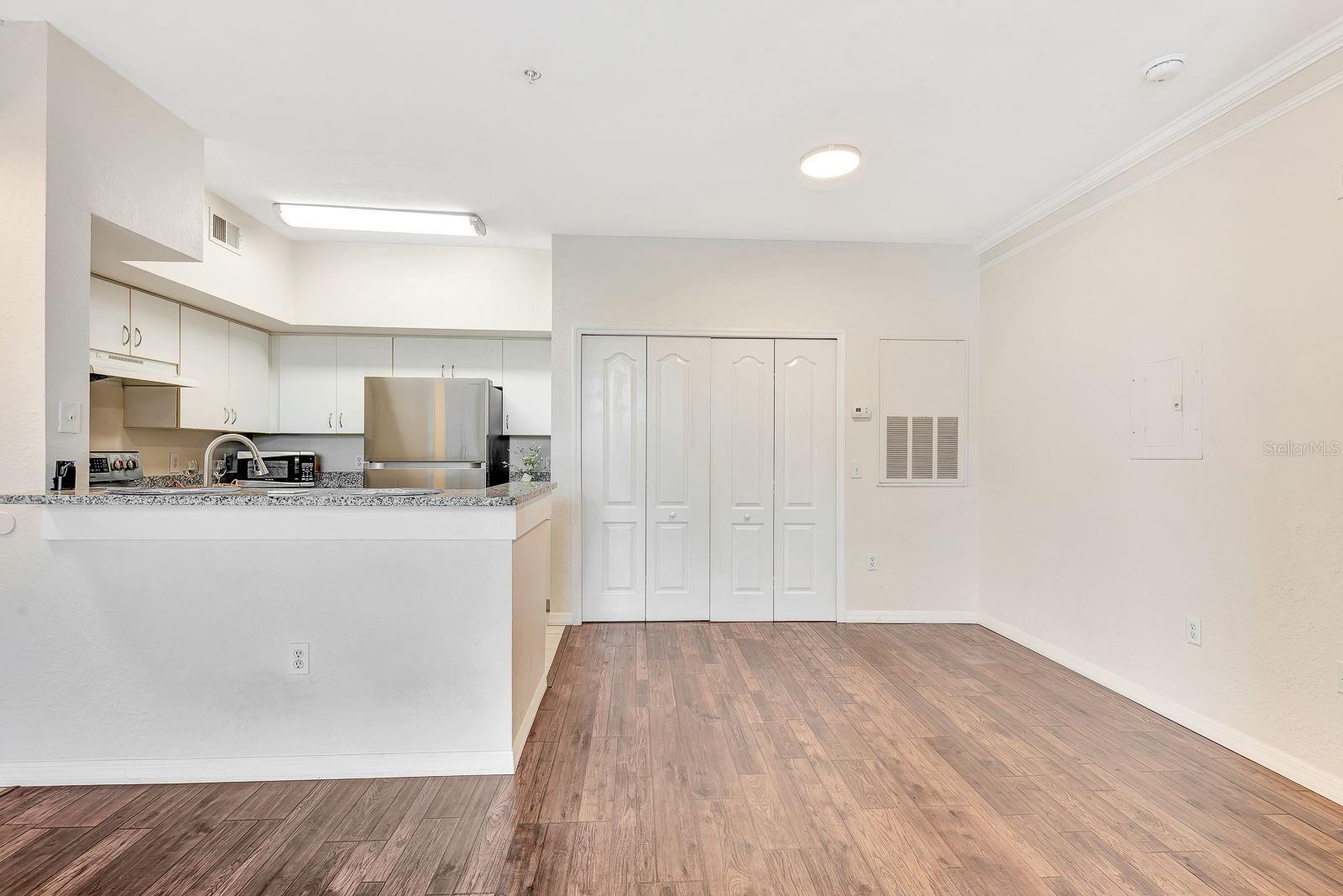 BELLA VILLINO IV - Residential Lease