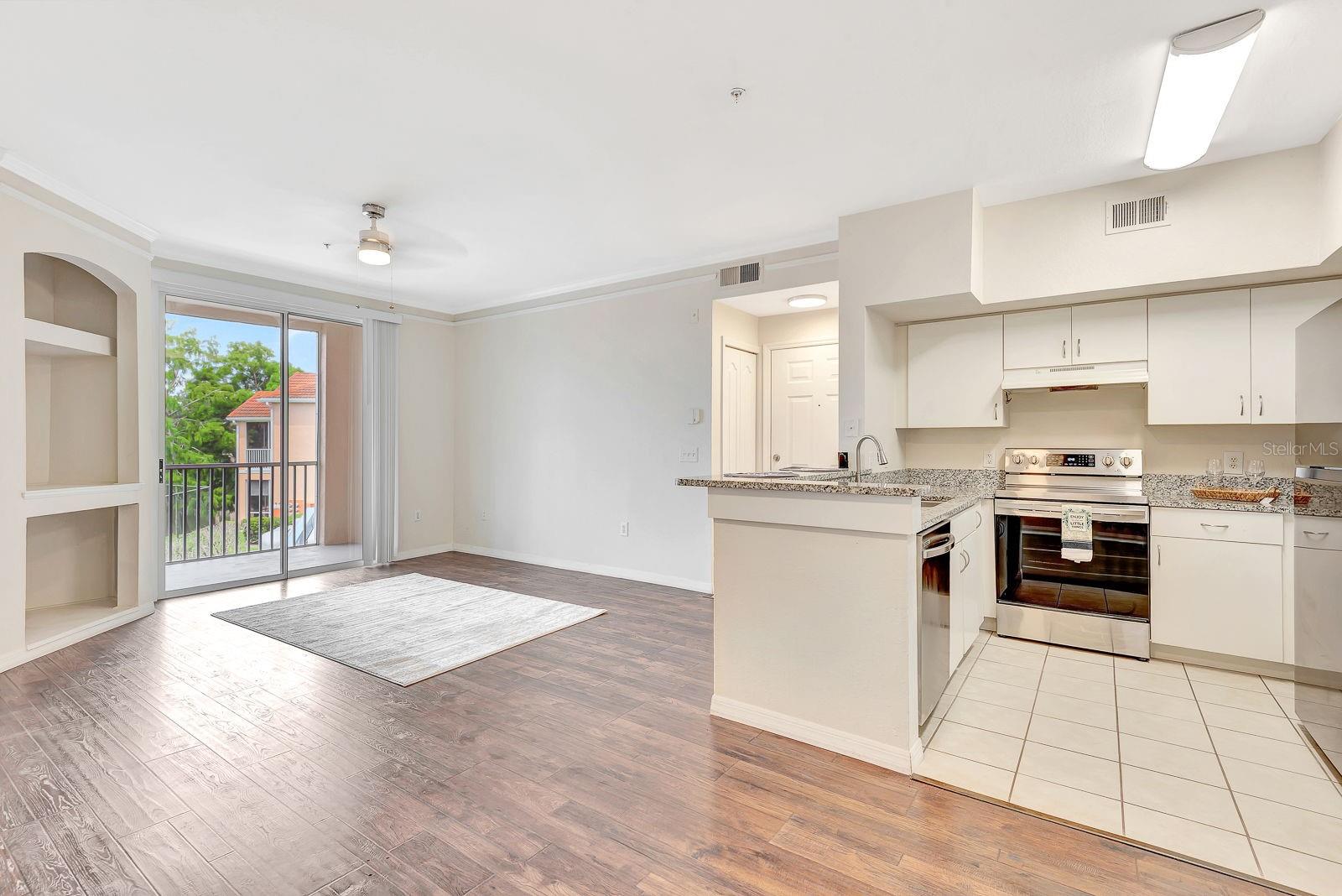 BELLA VILLINO IV - Residential Lease