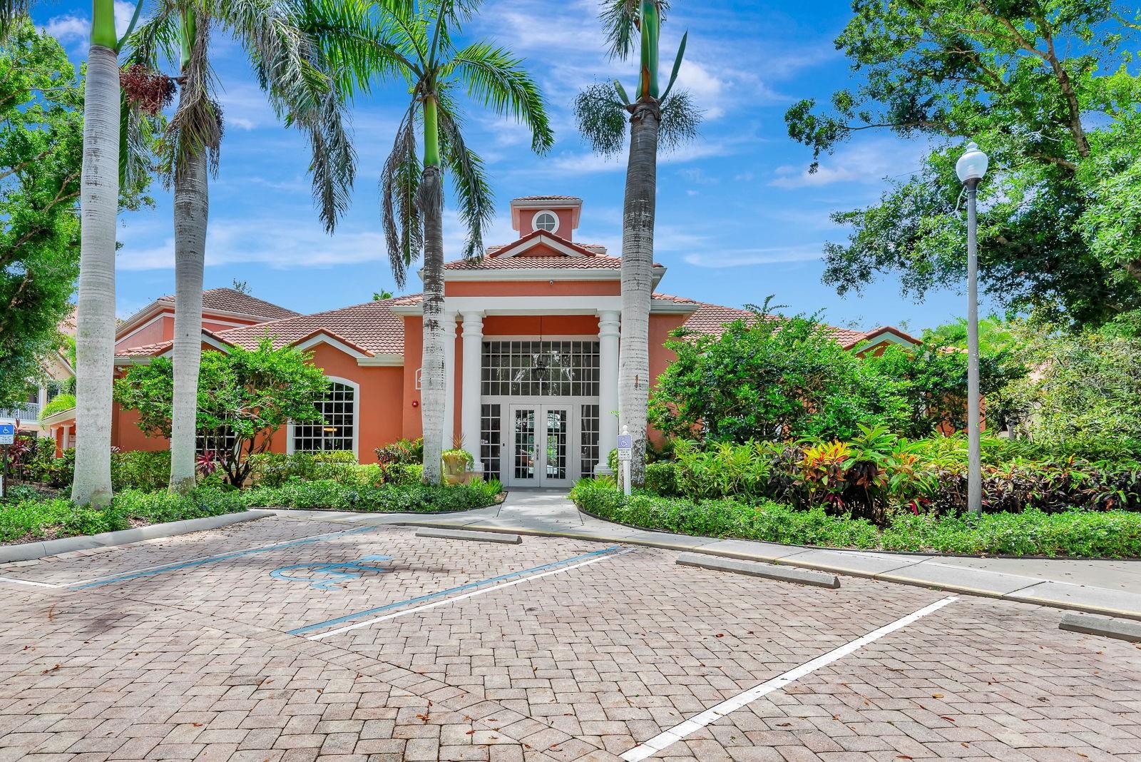 BELLA VILLINO IV - Residential Lease