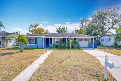 A home in WINTER PARK