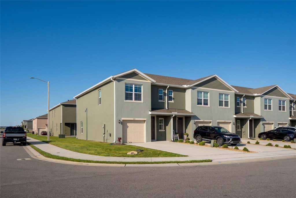 Photo of 2331 Gifford Drive, Davenport, FL 33837 (MLS # O6430507)