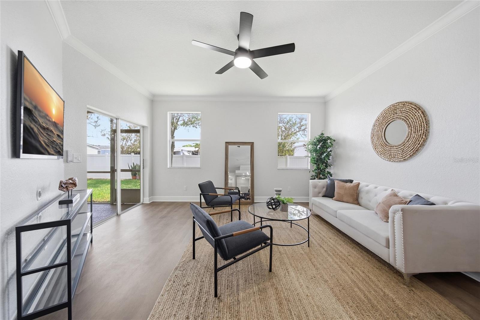 HERITAGE OAKS TWNHMS - Residential