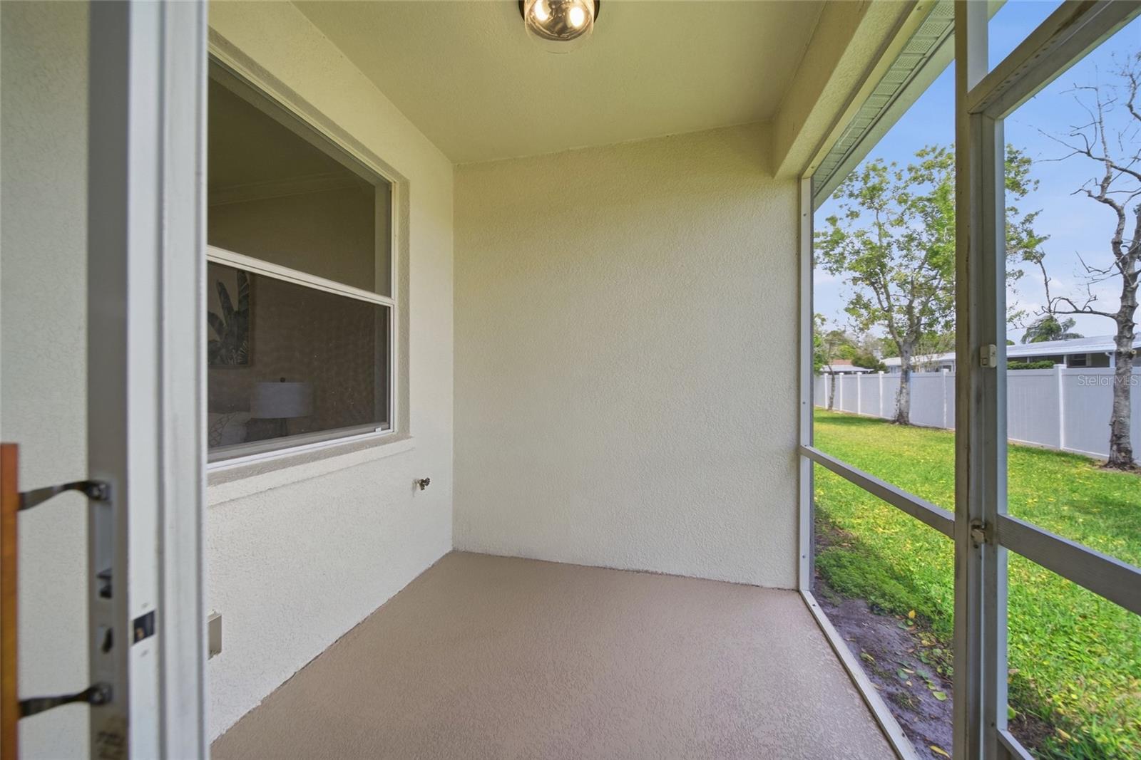 HERITAGE OAKS TWNHMS - Residential