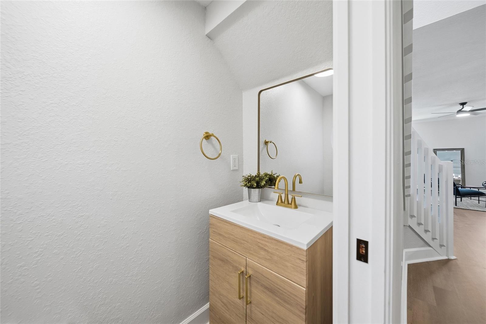 HERITAGE OAKS TWNHMS - Residential