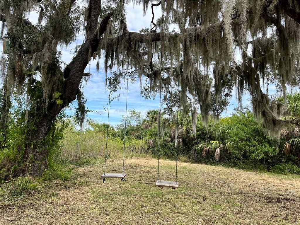 Photo of 6715 16th Avenue E, Palmetto, FL 34221 (MLS # TB8494975)