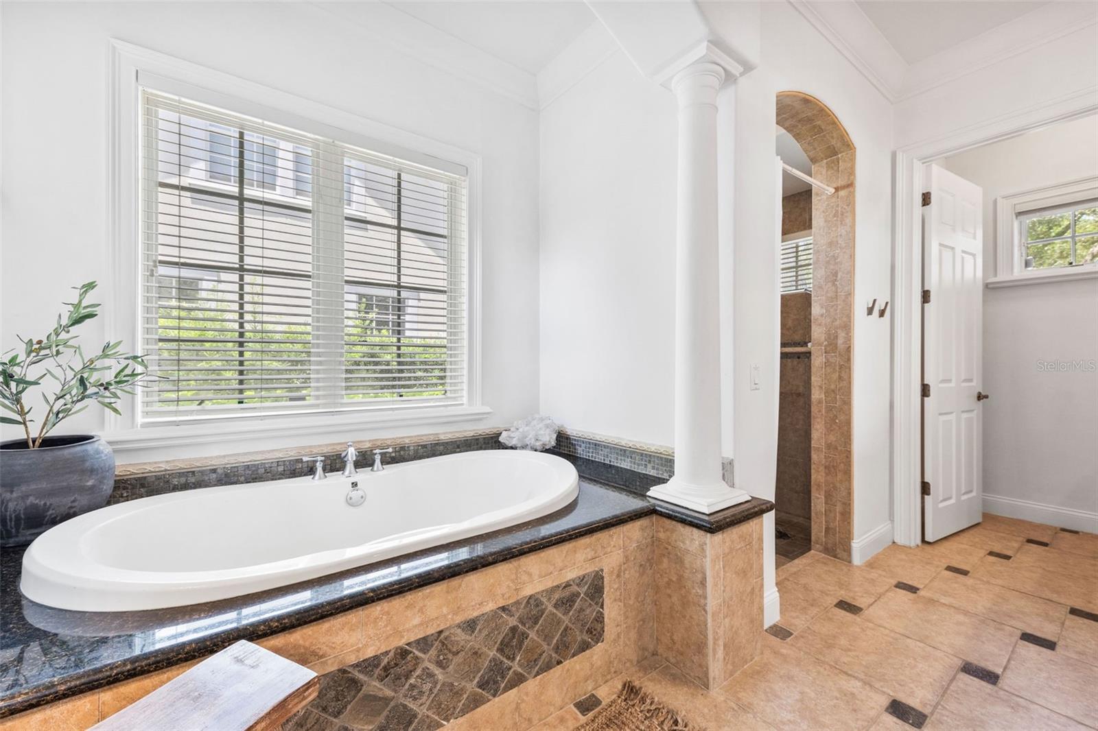 CELEBRATION - Residential