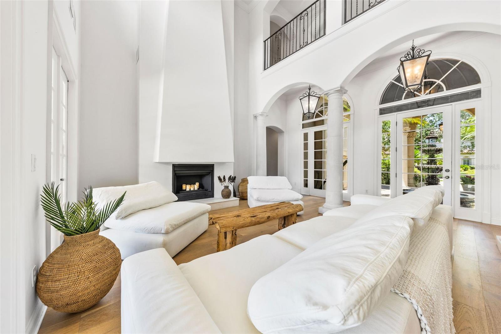 CELEBRATION - Residential