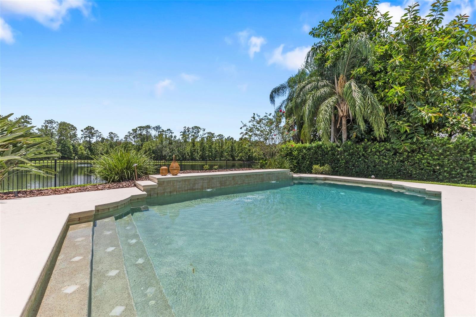 CELEBRATION - Residential