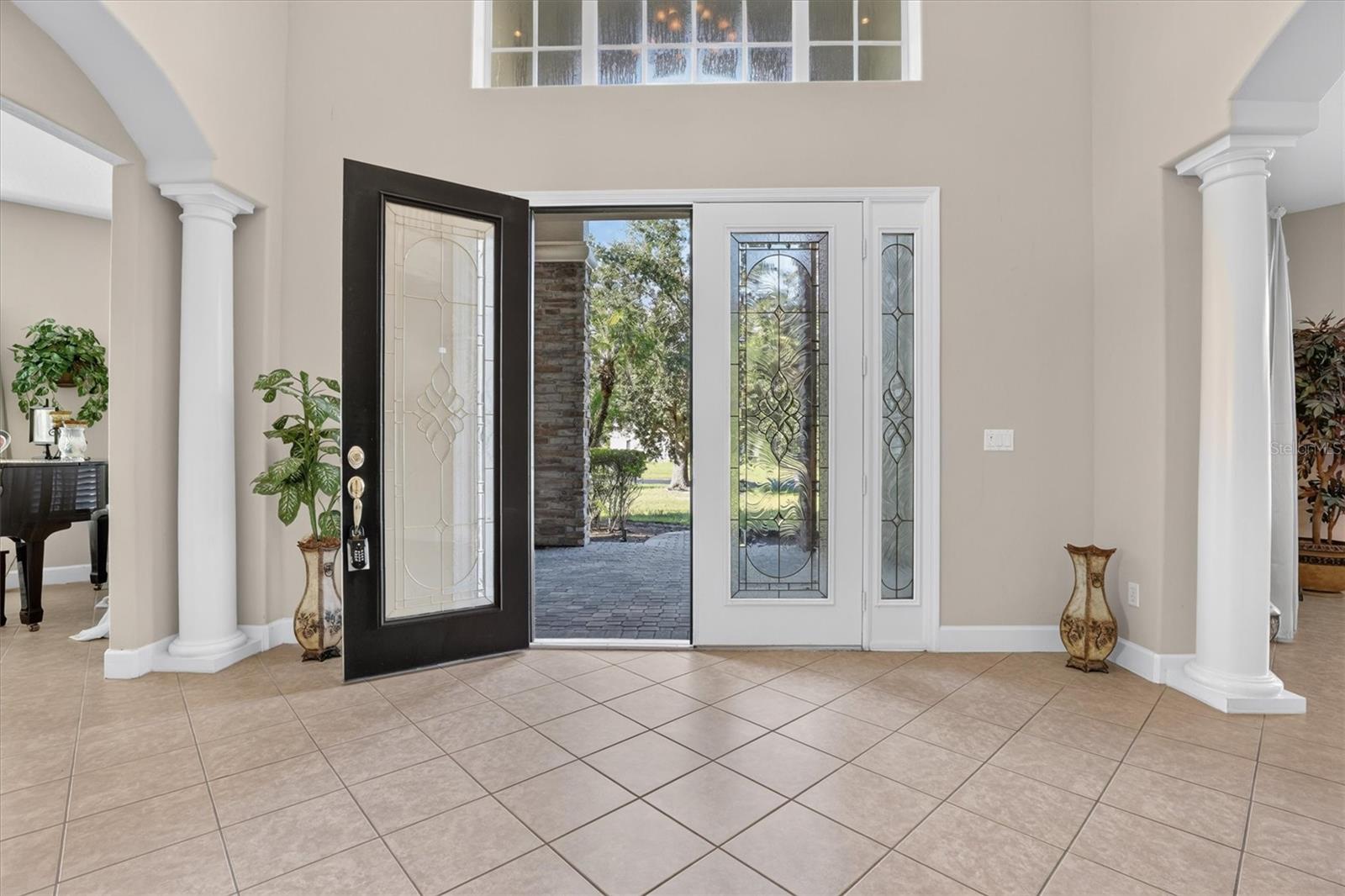 2555 ROSE SPRING DRIVE
