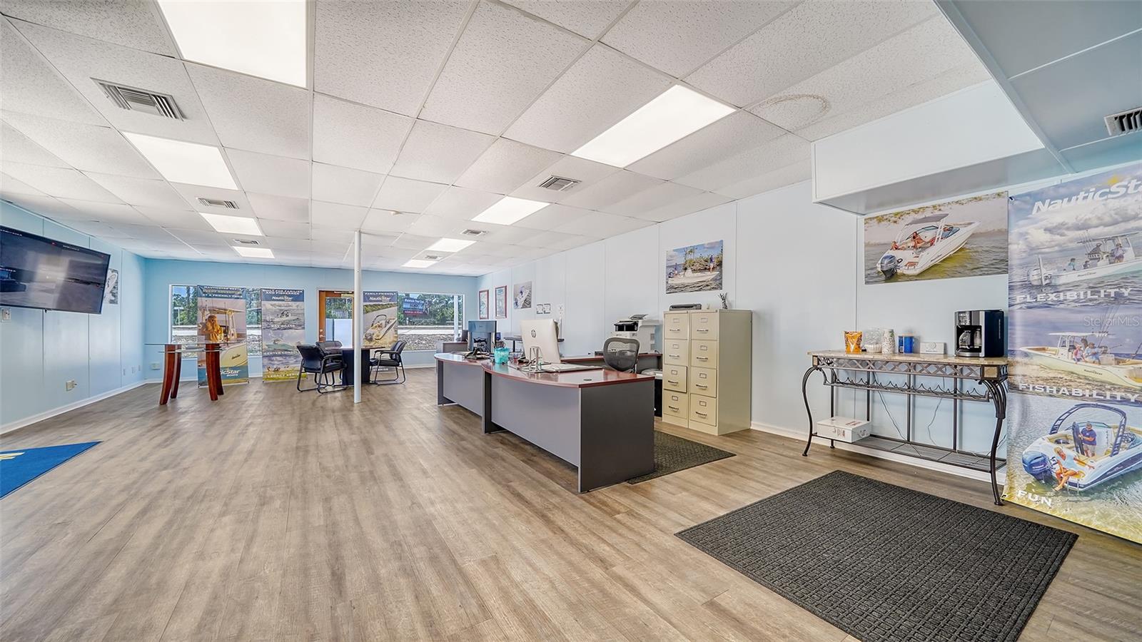 BAY POINT REP - Commercial Sale