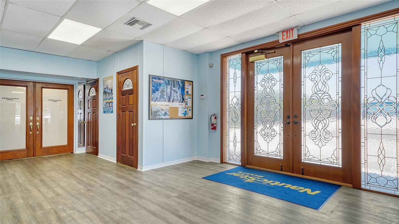 BAY POINT REP - Commercial Sale