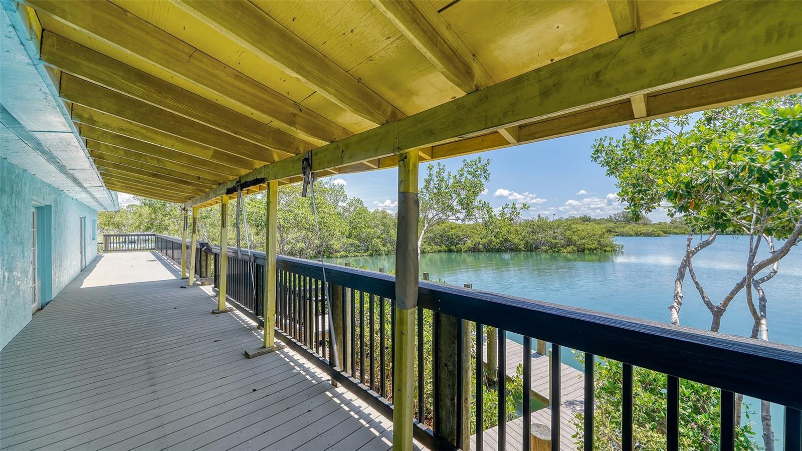 BAY POINT REP - Commercial Sale