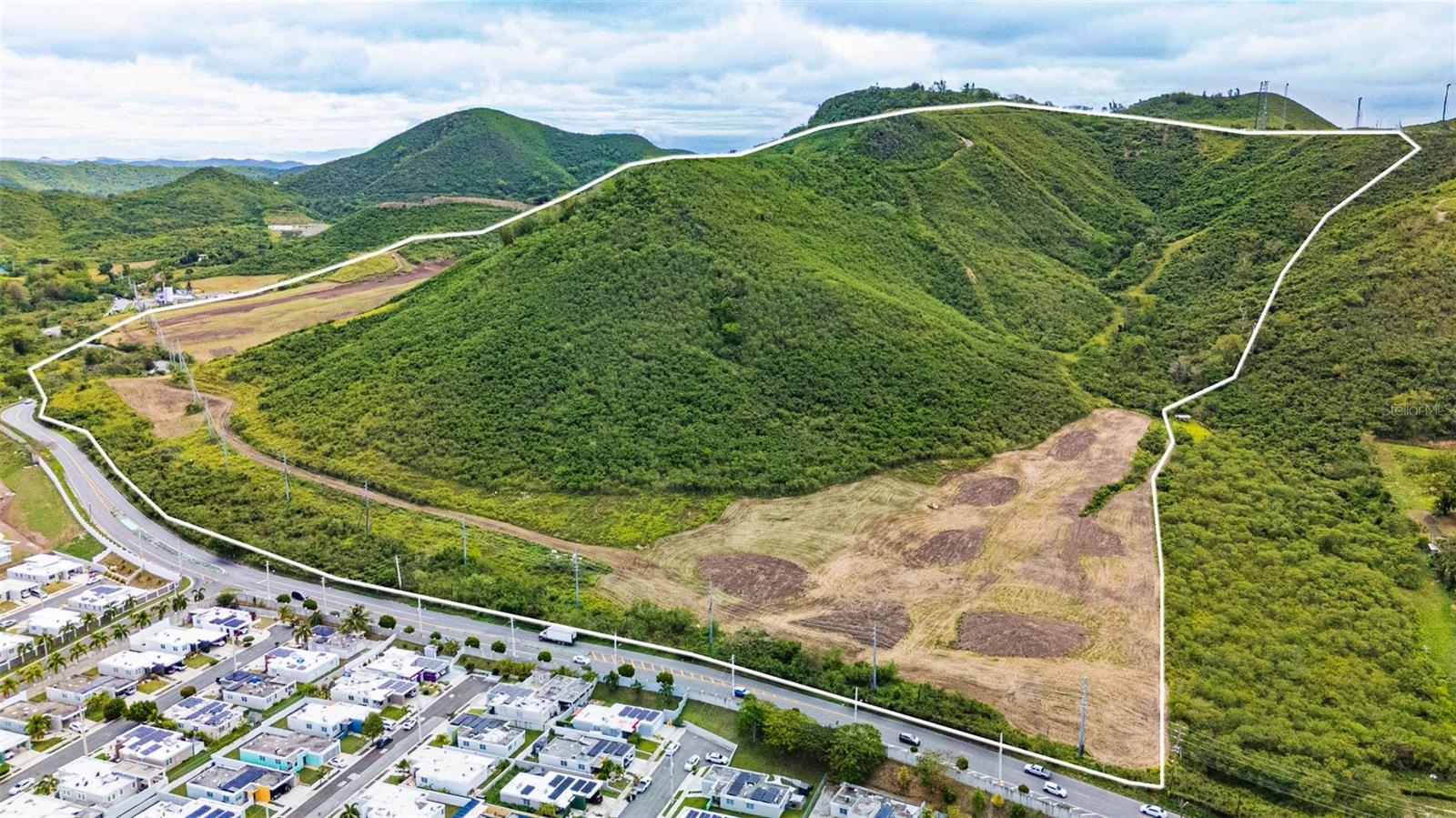 PR-153 KM 10.7 BO. RIO JUEYES