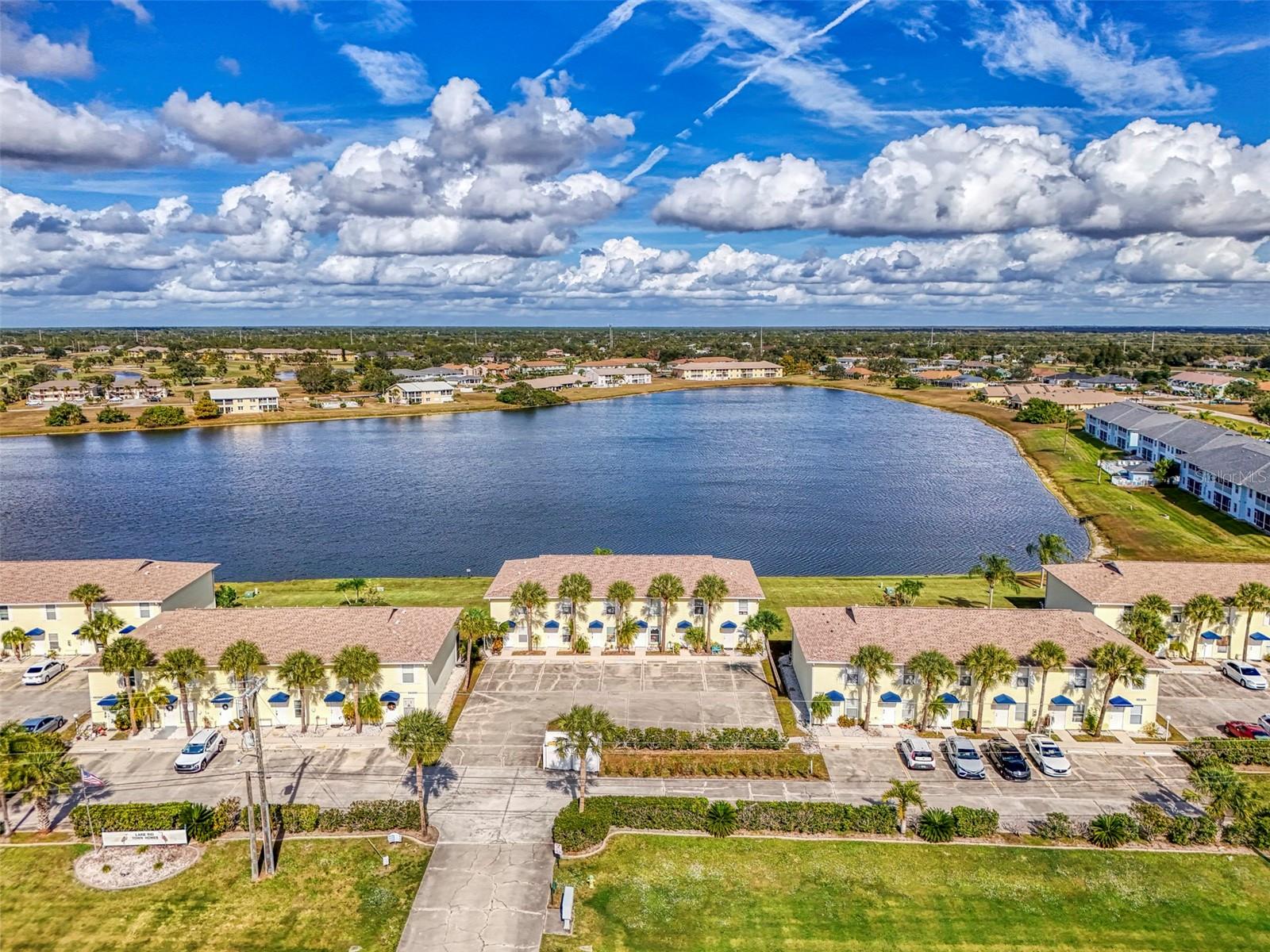 LAKE RIO TWNHMS - Residential