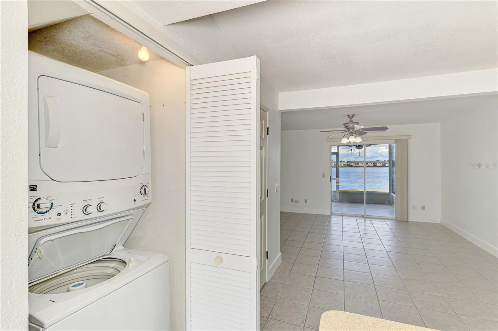 LAKE RIO TWNHMS - Residential