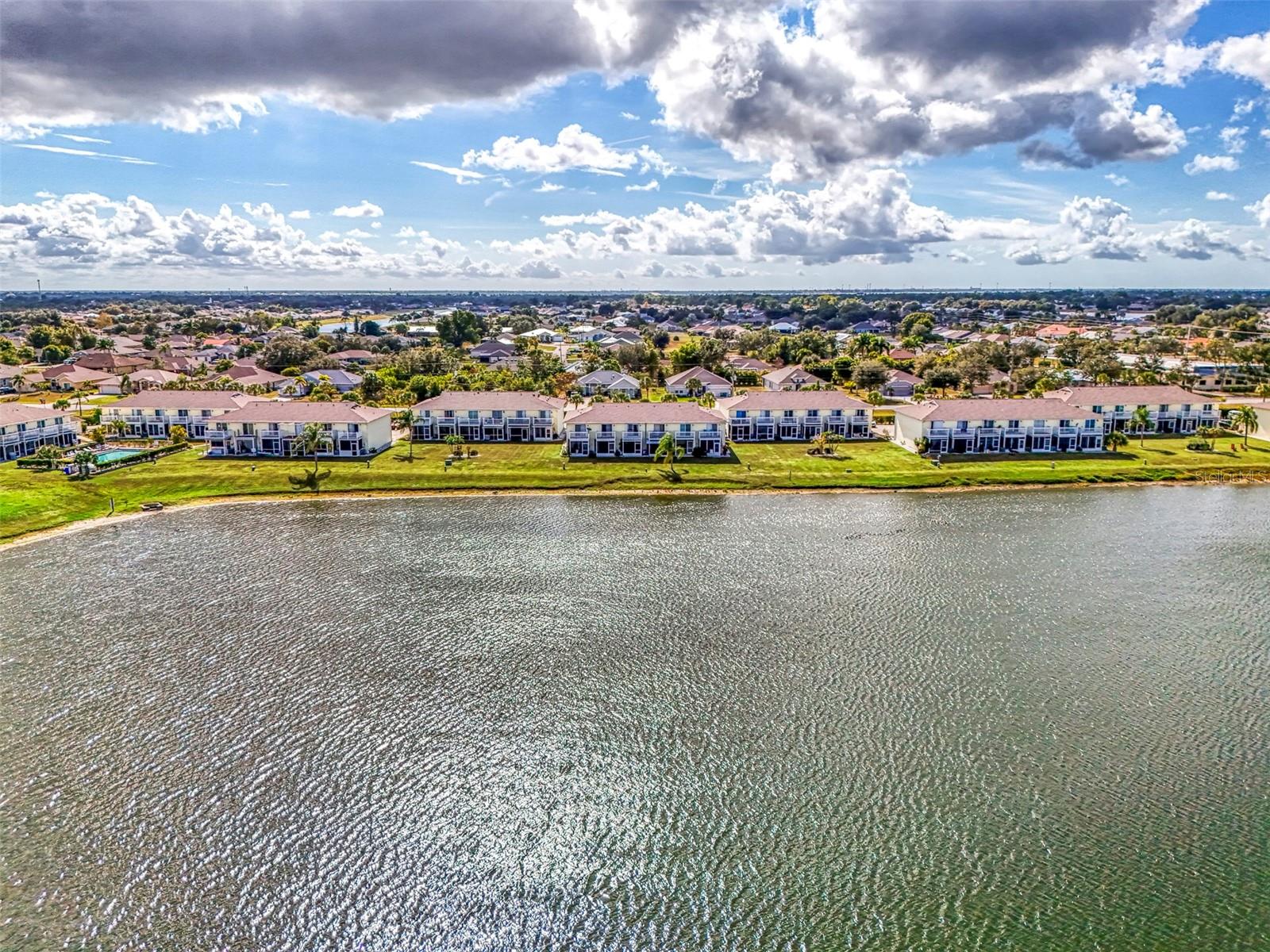 LAKE RIO TWNHMS - Residential
