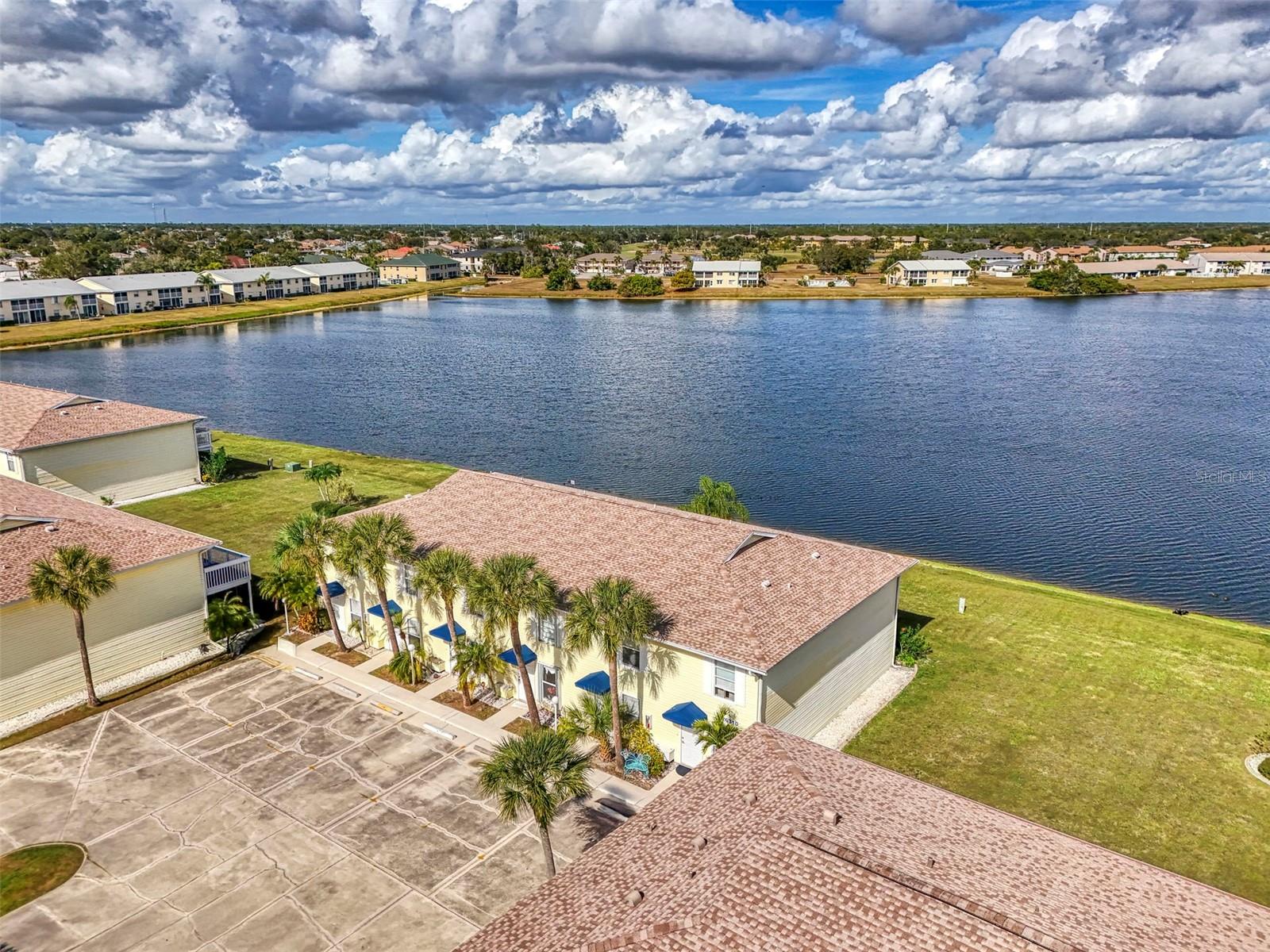 LAKE RIO TWNHMS - Residential