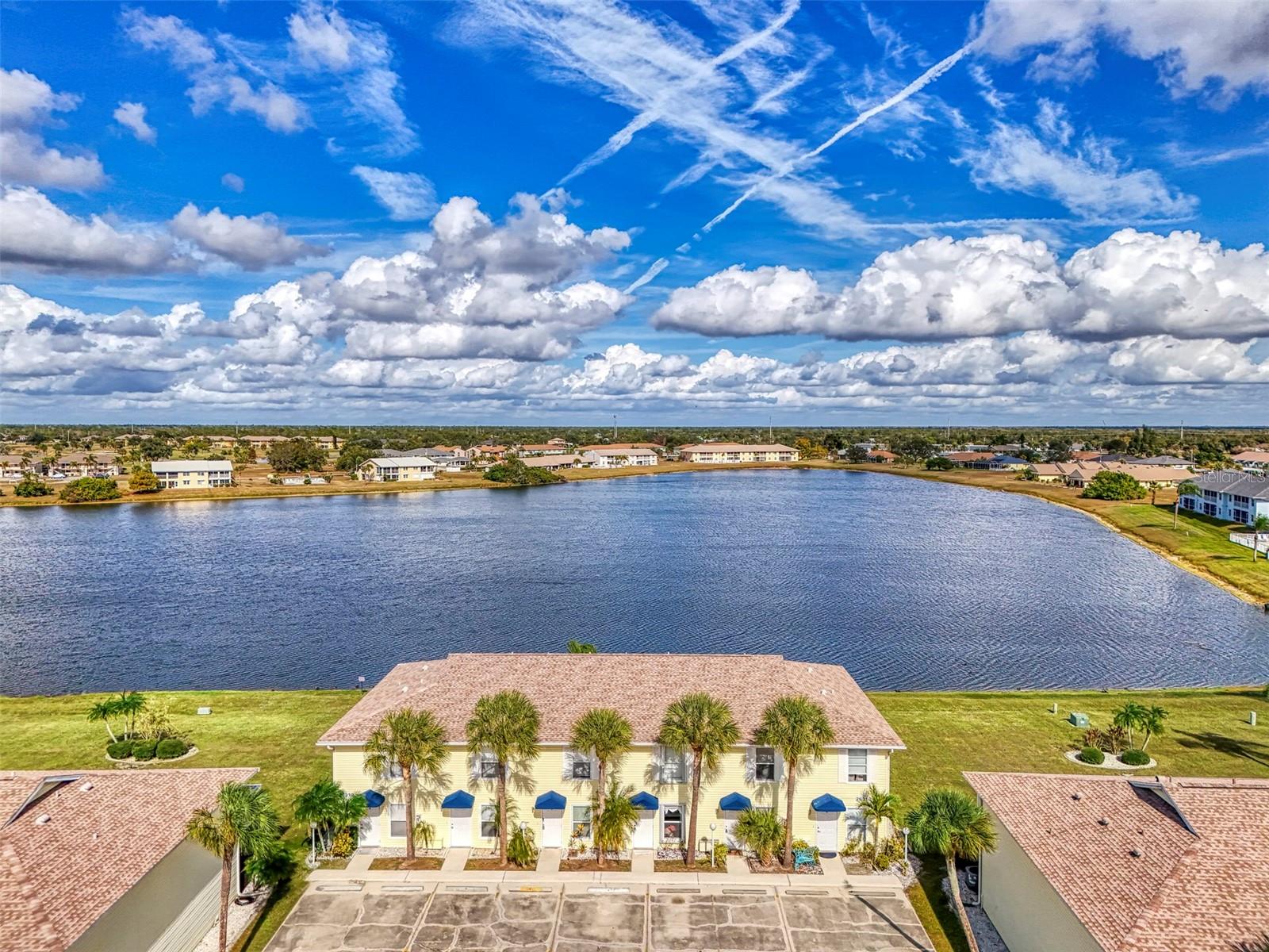 LAKE RIO TWNHMS - Residential