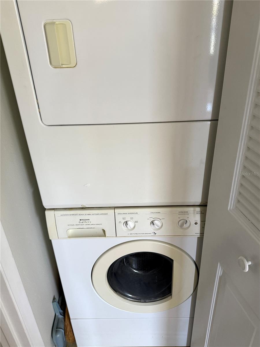 WOODPARK AT DESOTO SQUARE PH I - Residential