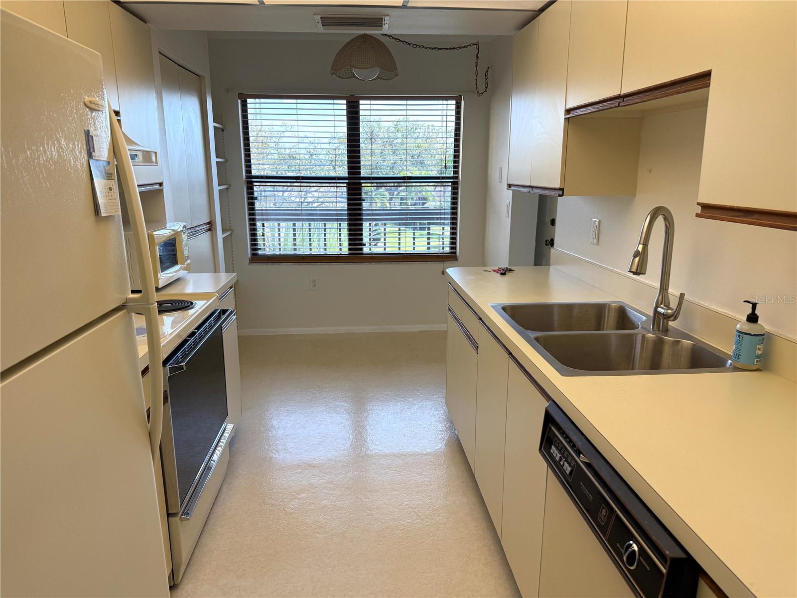 WOODPARK AT DESOTO SQUARE PH I - Residential