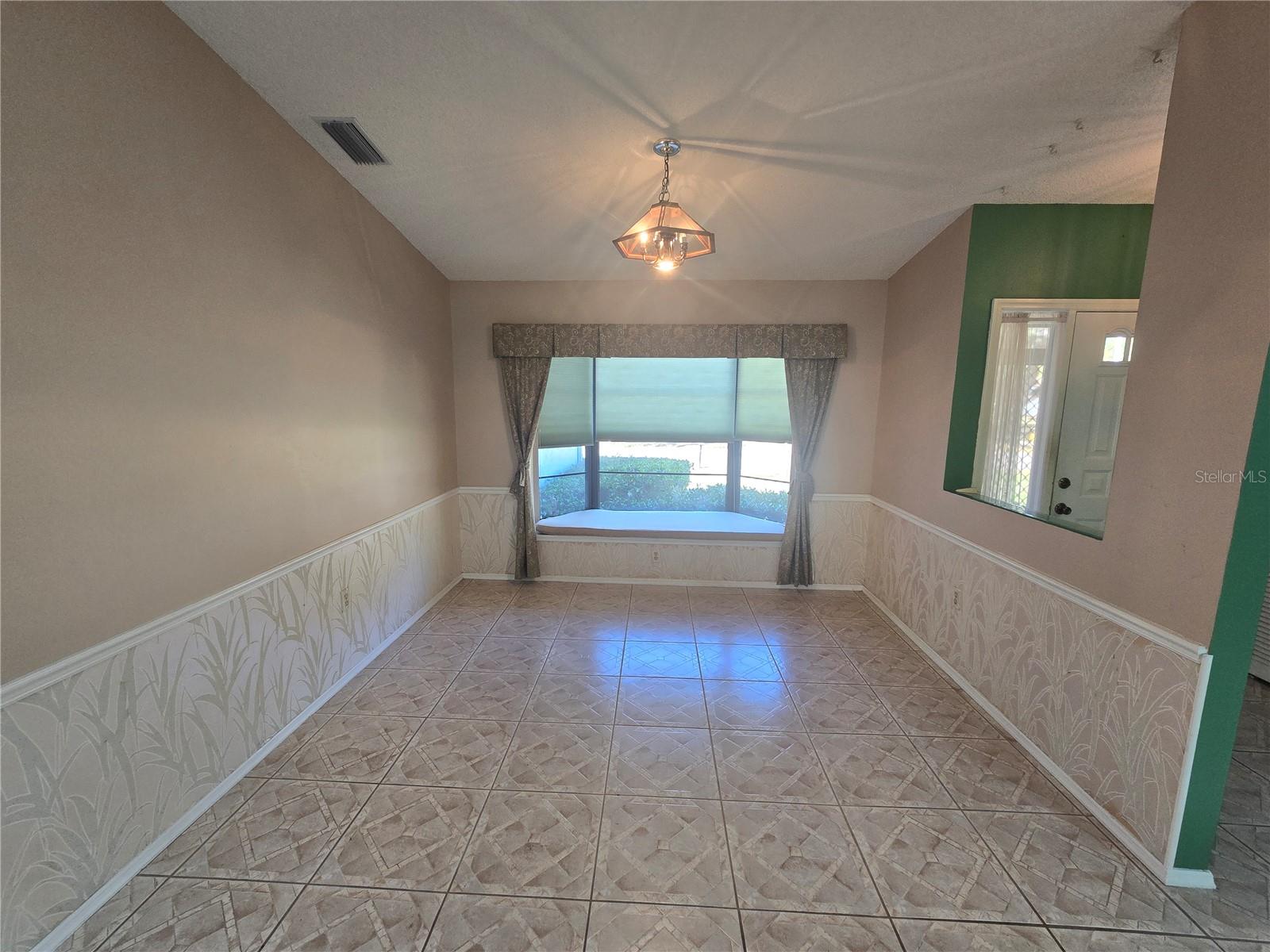 2136 CORK OAK STREET