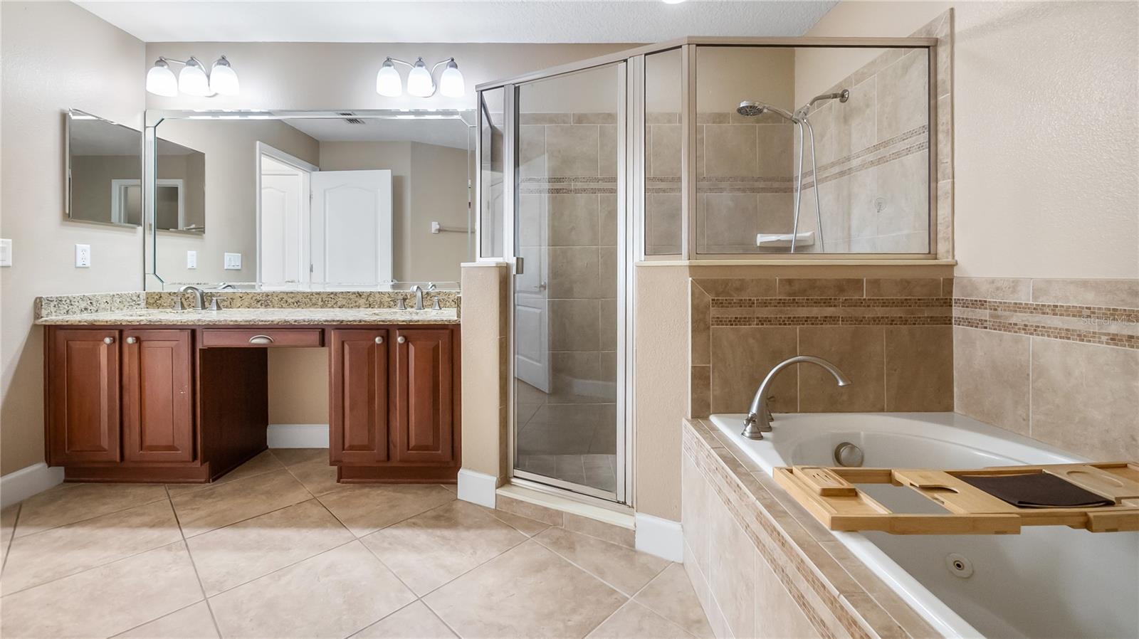 NOTTINGHAM AT LEGENDS - Residential