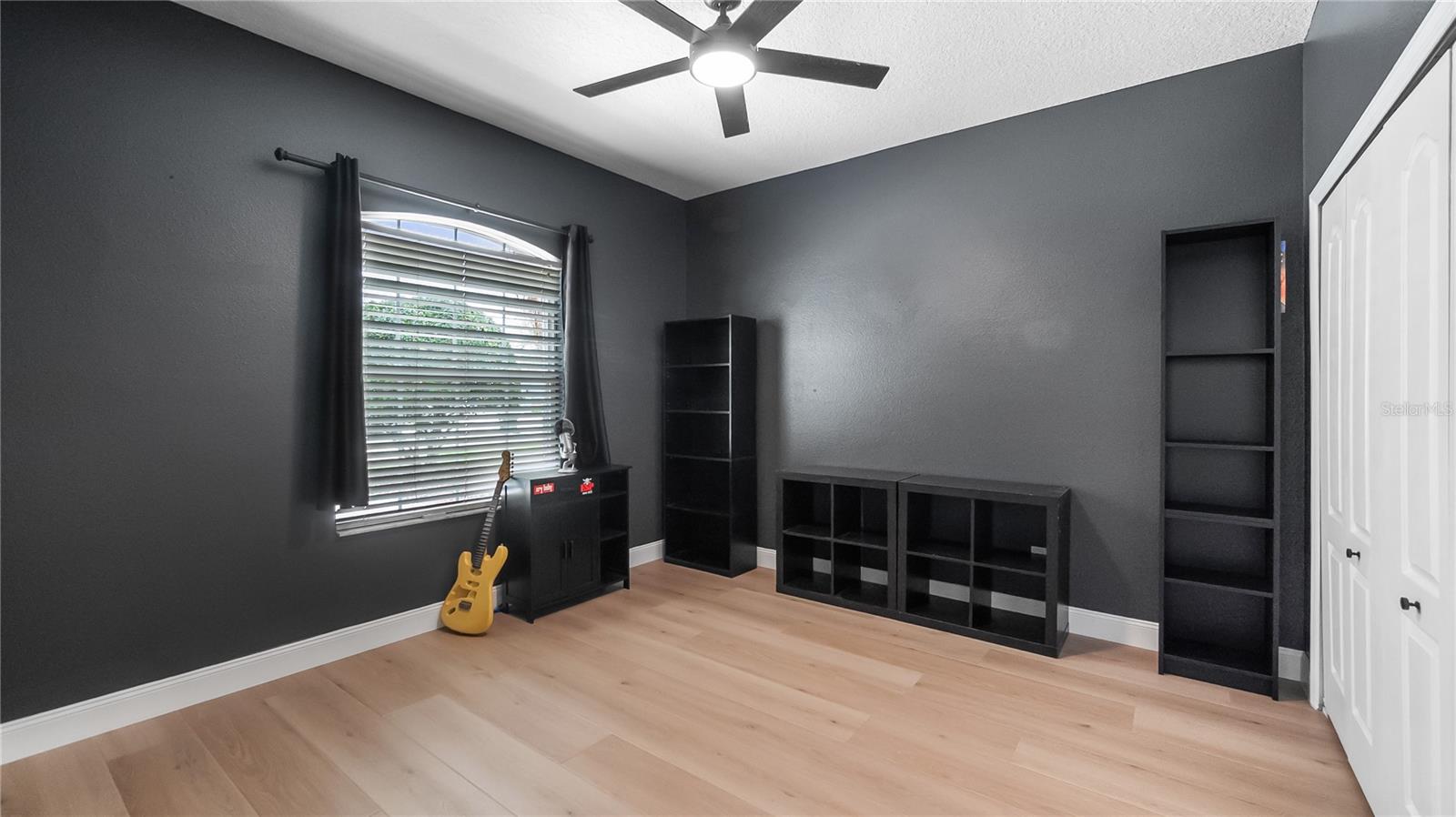 NOTTINGHAM AT LEGENDS - Residential