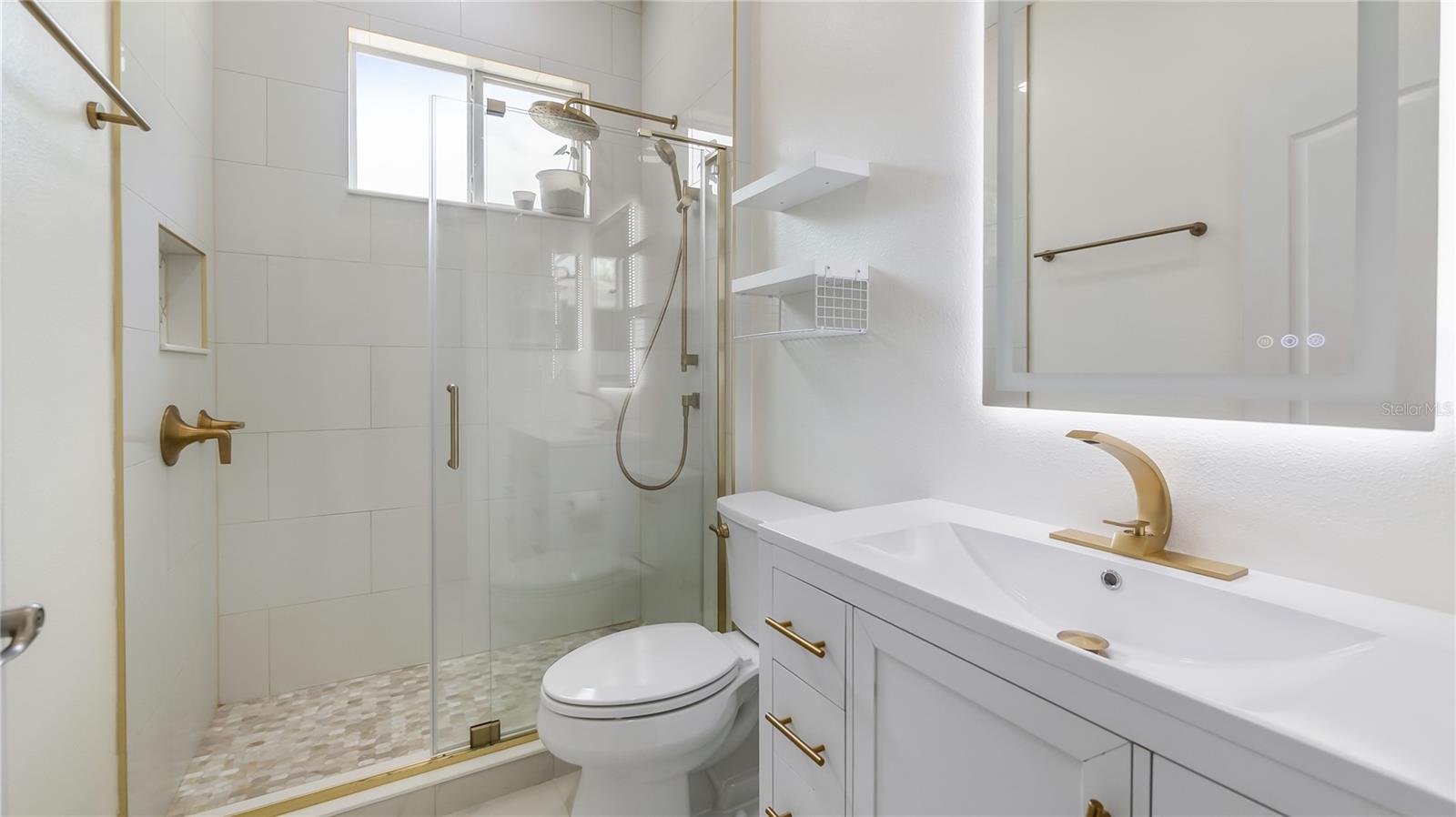 NOTTINGHAM AT LEGENDS - Residential