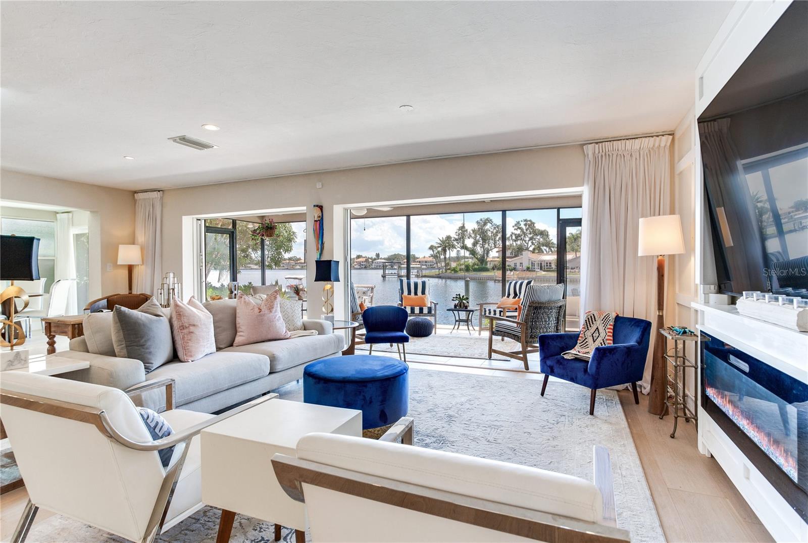 NORTH EAST PARK SHORES - Residential