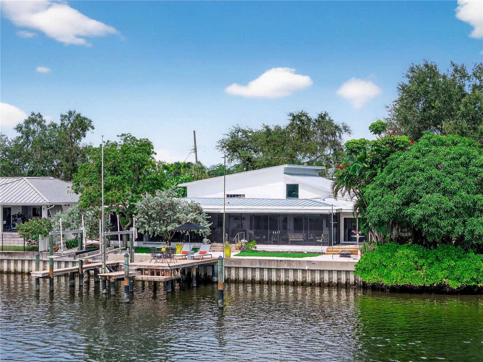 NORTH EAST PARK SHORES - Residential