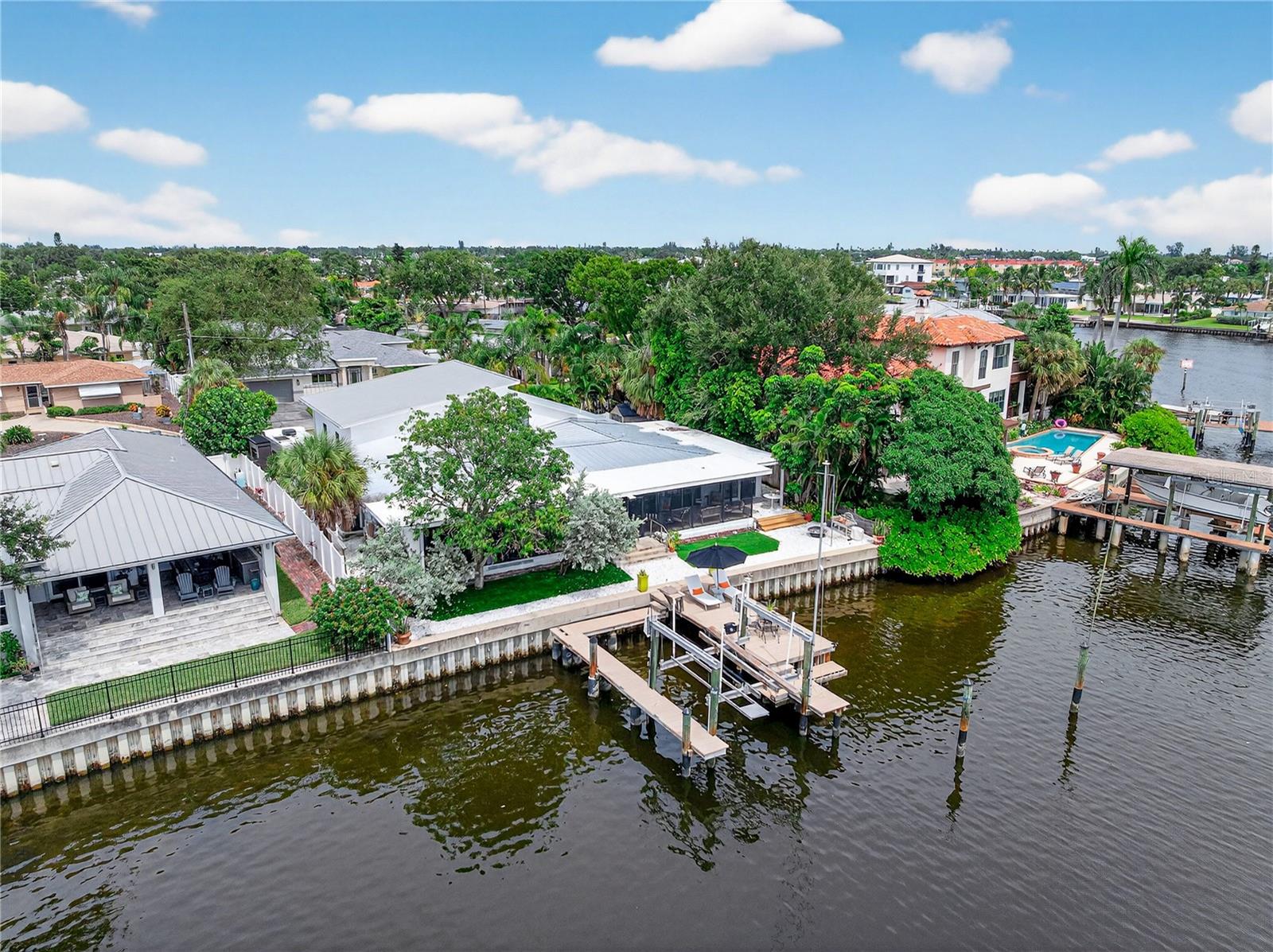 NORTH EAST PARK SHORES - Residential