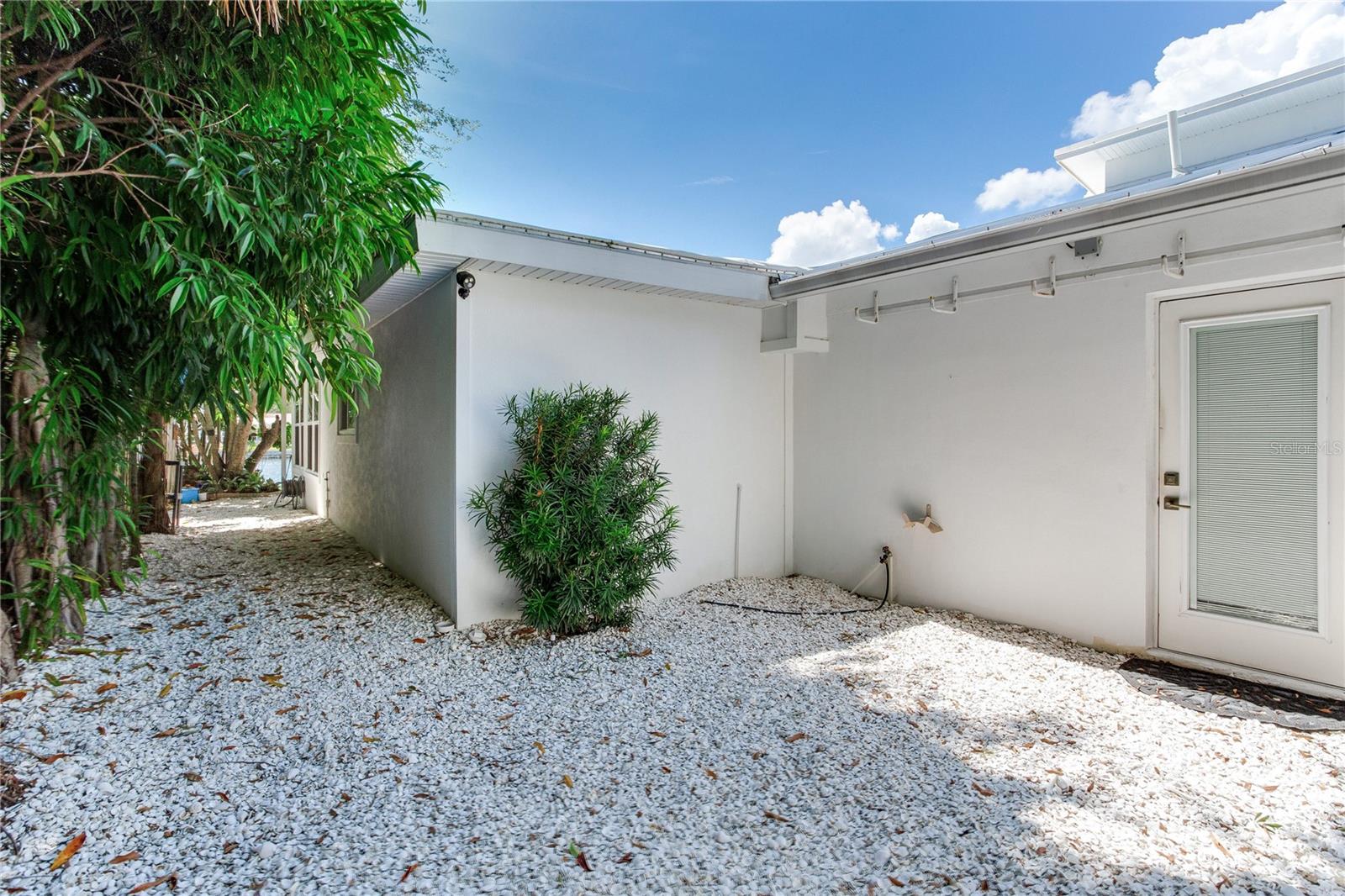NORTH EAST PARK SHORES - Residential