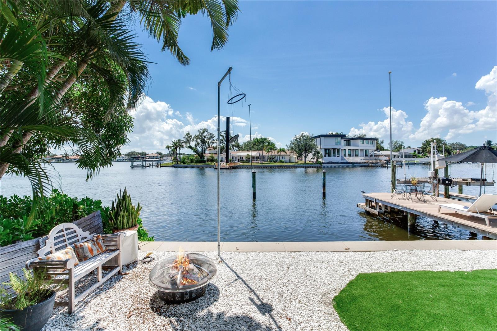 NORTH EAST PARK SHORES - Residential