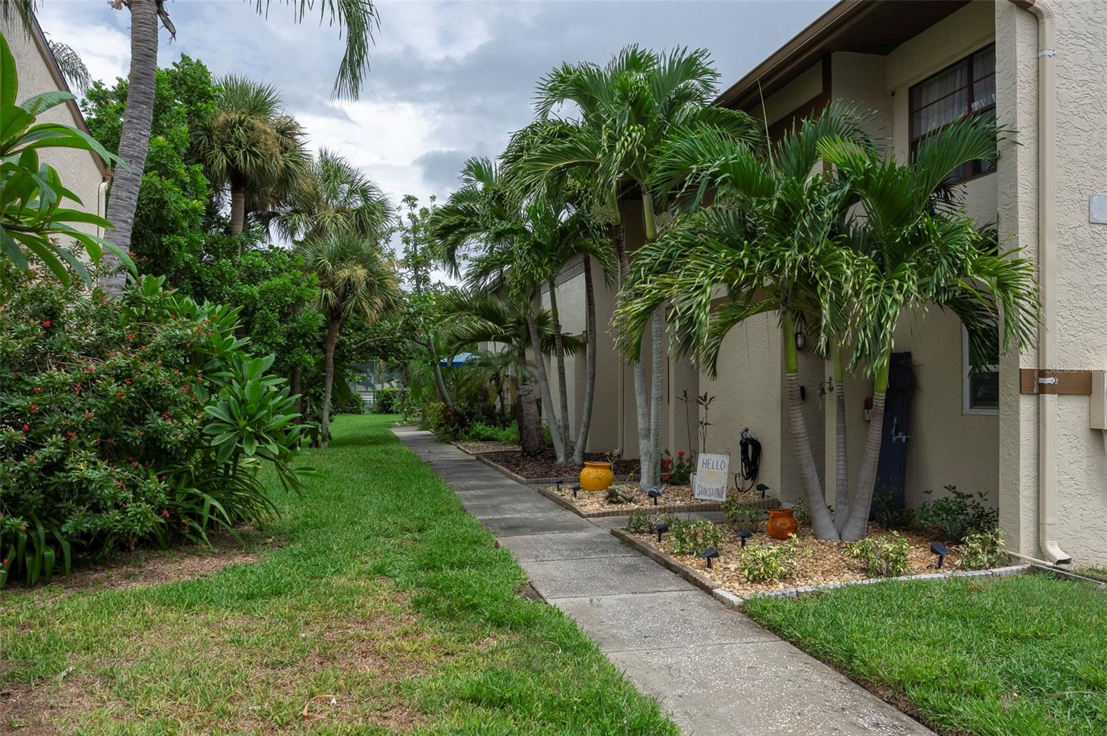 TOWNHOMES OF LAKE SEMINOLE - Residential Lease