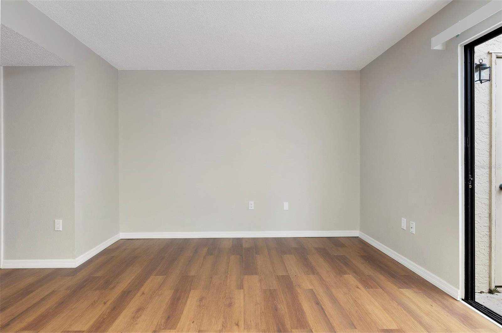 TOWNHOMES OF LAKE SEMINOLE - Residential Lease