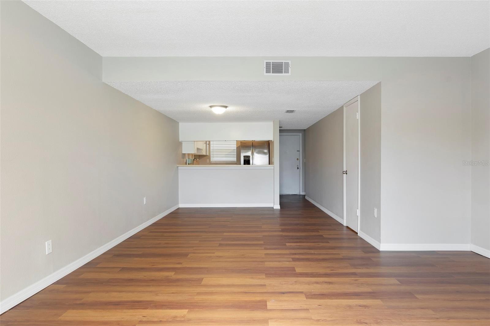 TOWNHOMES OF LAKE SEMINOLE - Residential Lease