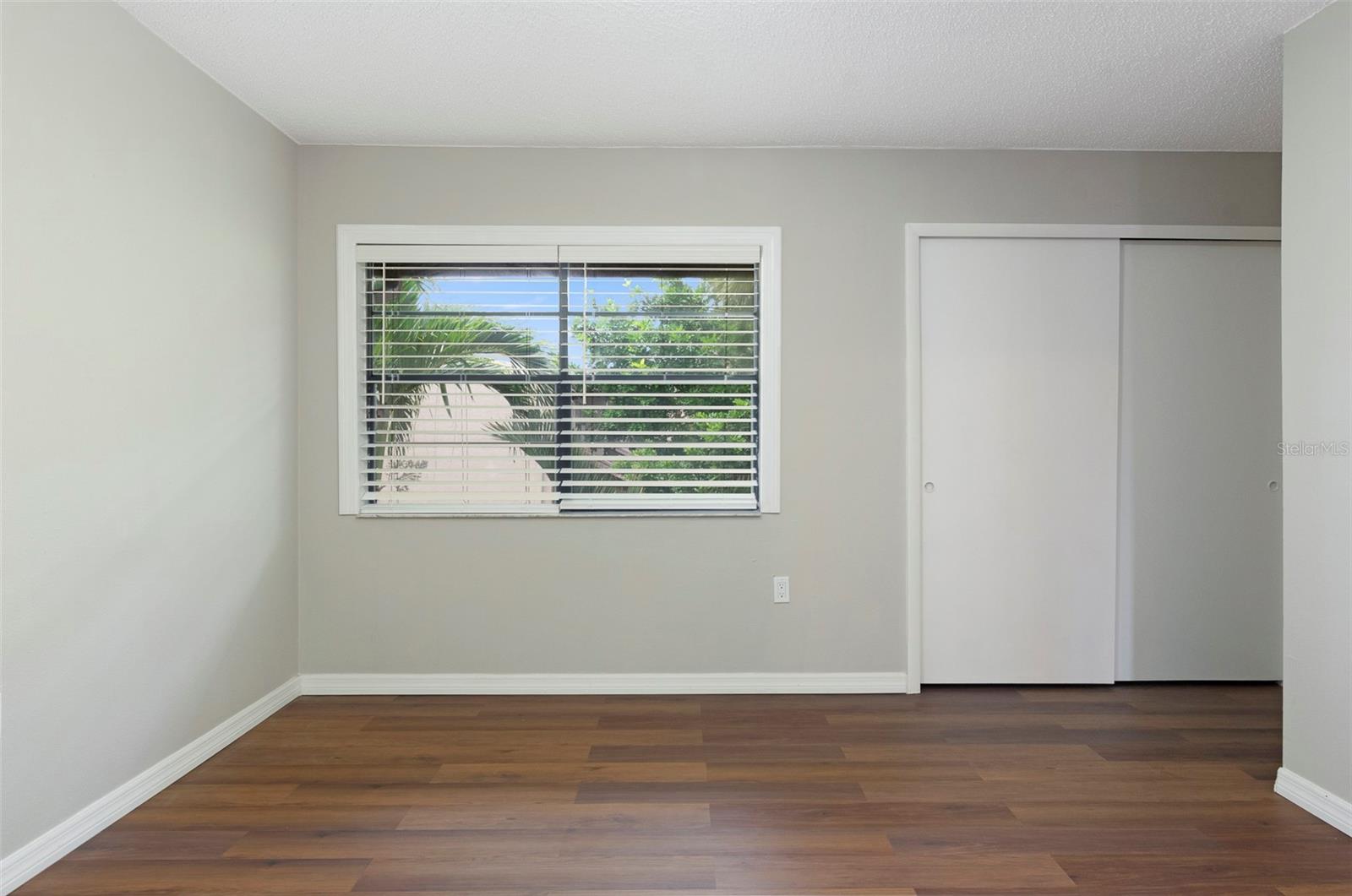 TOWNHOMES OF LAKE SEMINOLE - Residential Lease