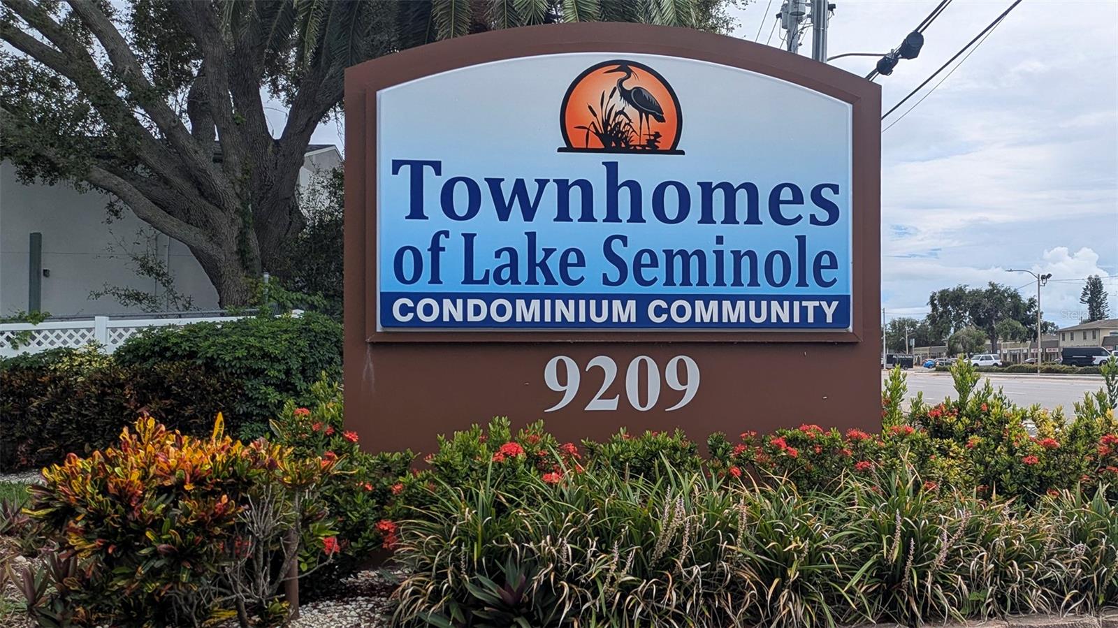 TOWNHOMES OF LAKE SEMINOLE - Residential Lease
