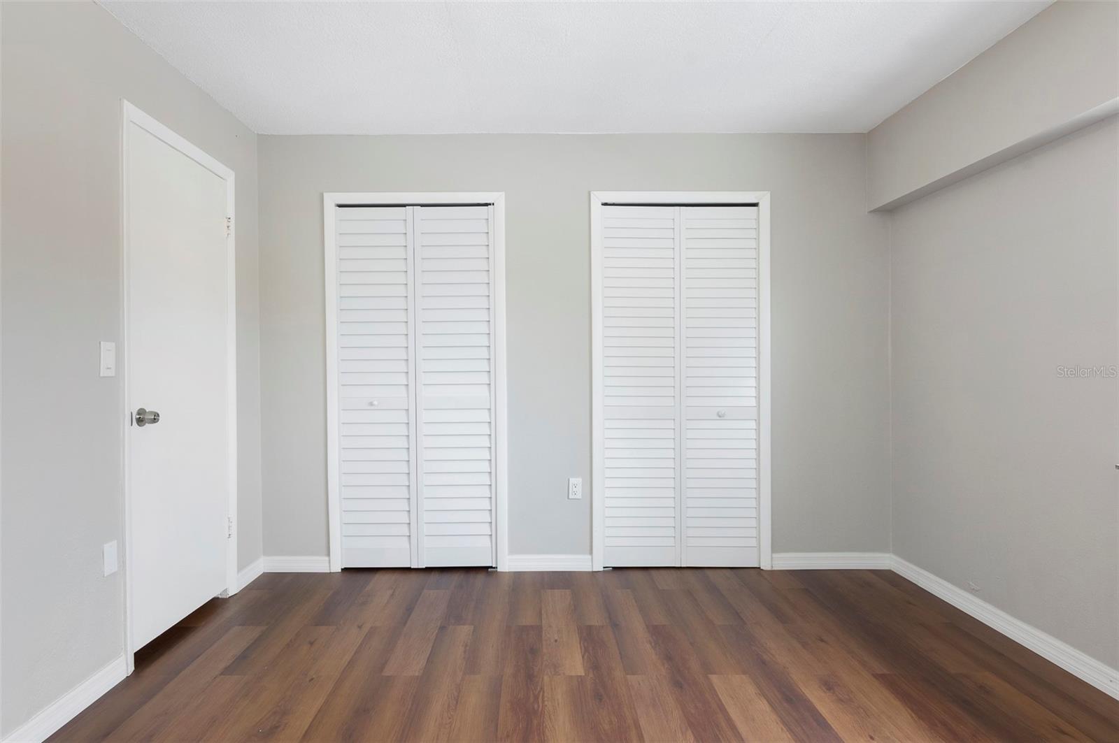 TOWNHOMES OF LAKE SEMINOLE - Residential Lease
