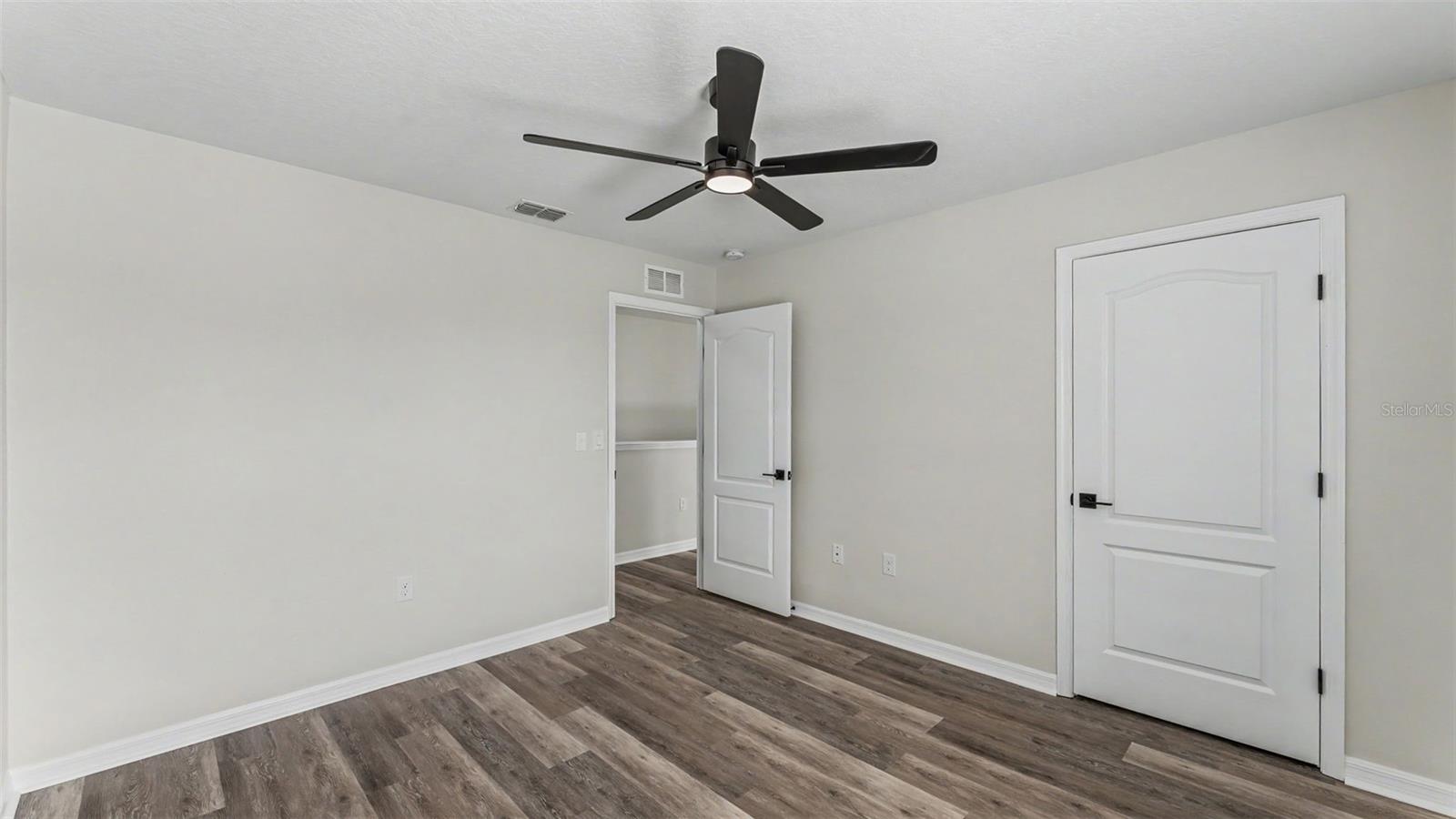 LAKESIDE LANDINGS PHASE ONE - Residential
