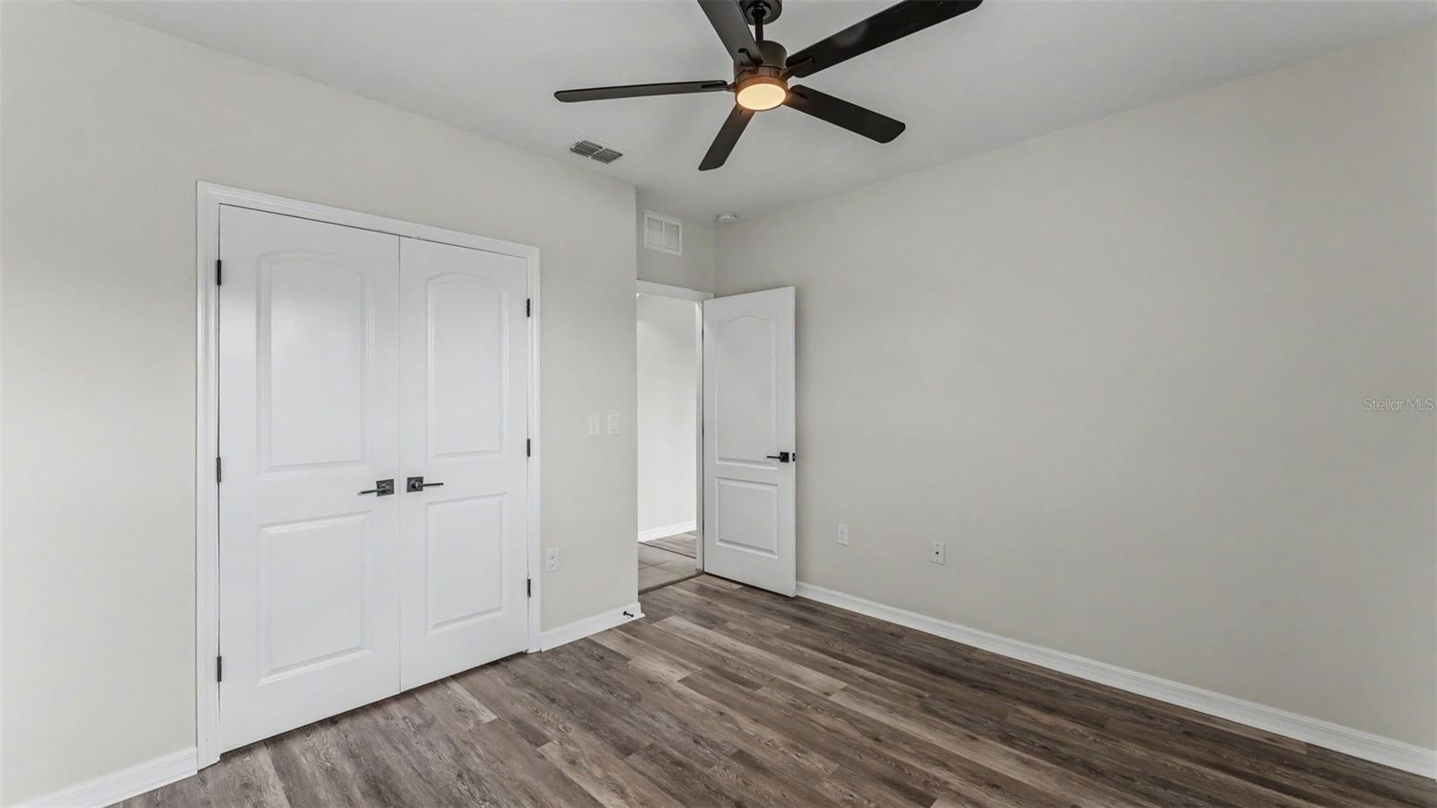 LAKESIDE LANDINGS PHASE ONE - Residential
