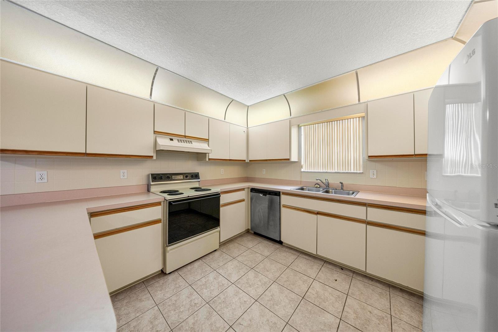 KINGSLAND COUNTRY ESTATE - Residential