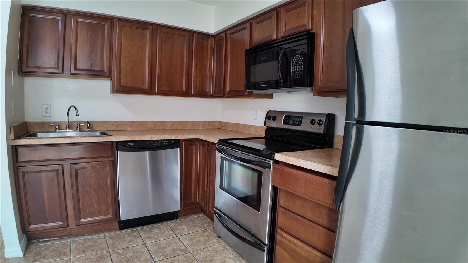 ROYAL CRESCENT CONDO - Residential